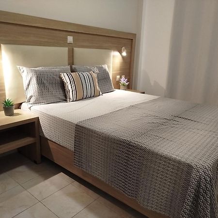 Kelly Apartments Ипсос Экстерьер фото