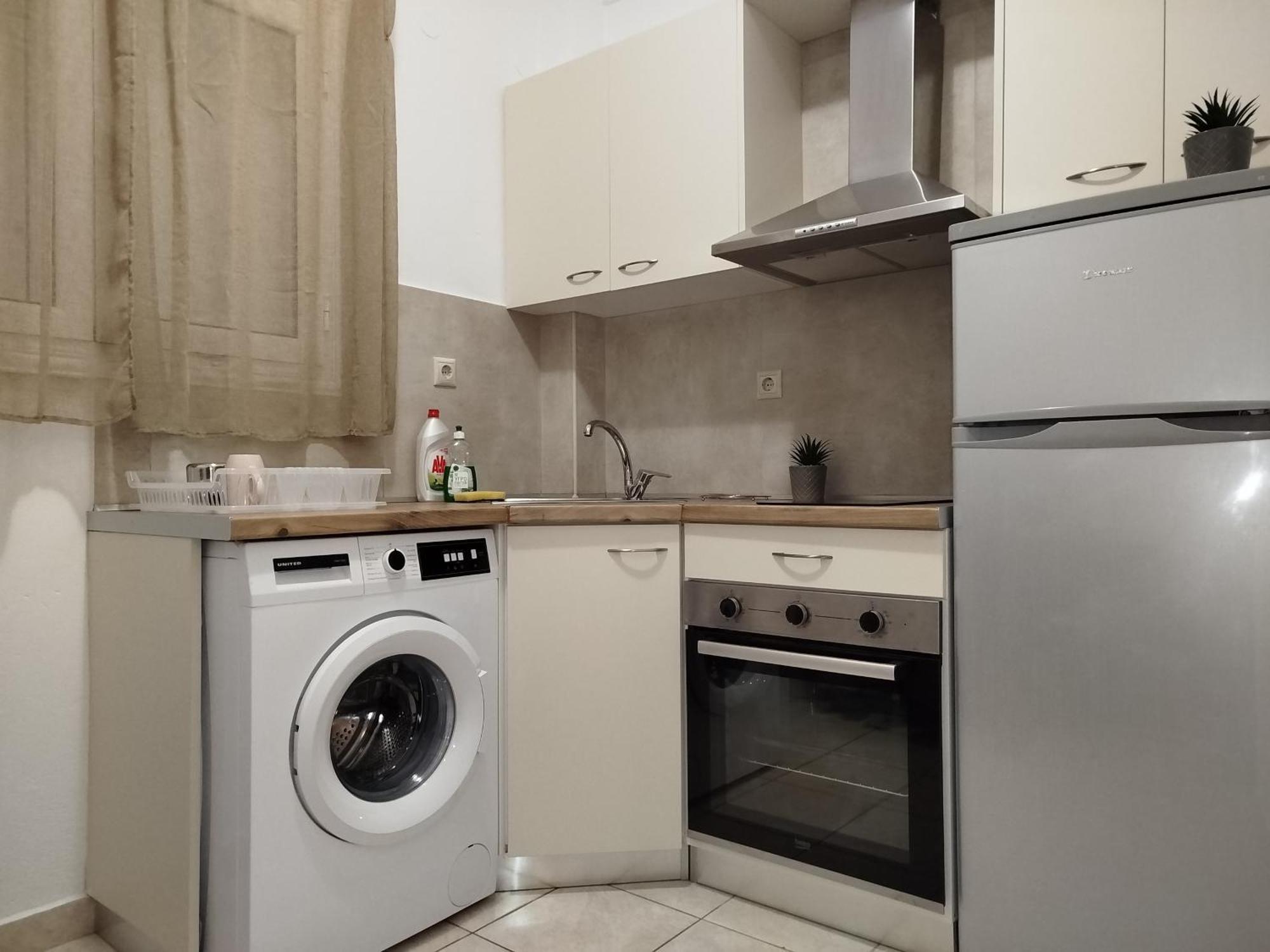 Kelly Apartments Ипсос Экстерьер фото